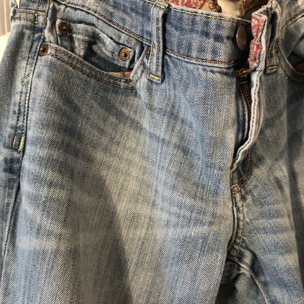 Lucky Brand Size 2 Capri Jeans - Picture 2 of 16